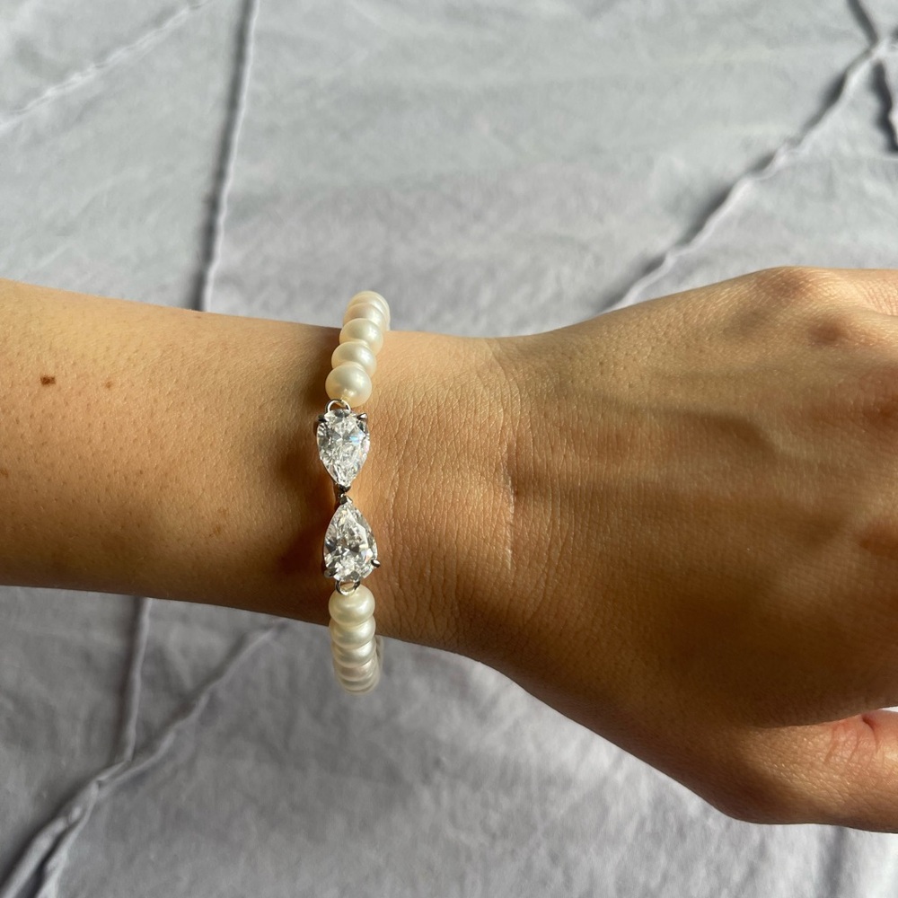 Swarovski pearl bracelet